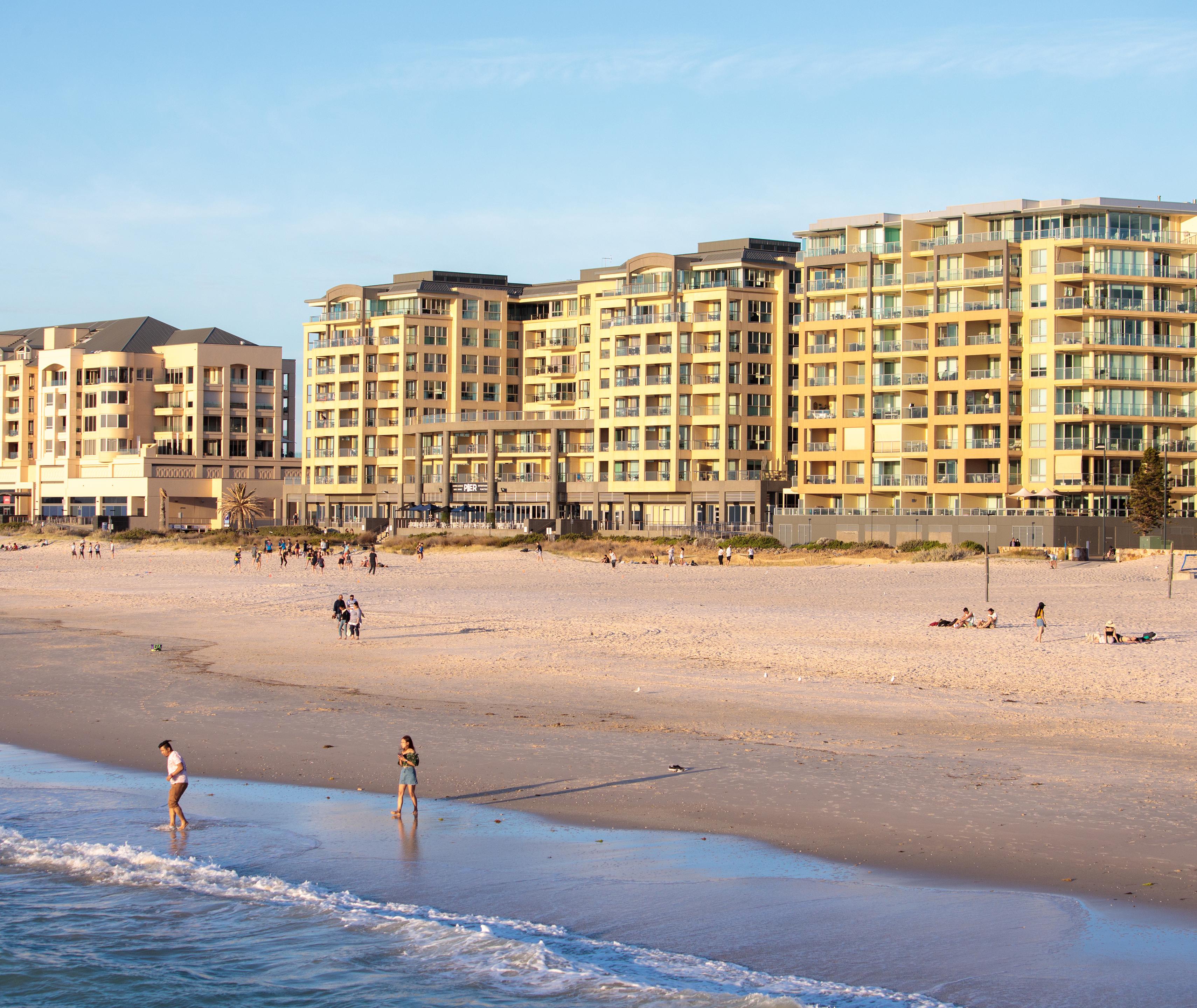 Oaks Glenelg Plaza Pier Suites Adelaide Exterior photo