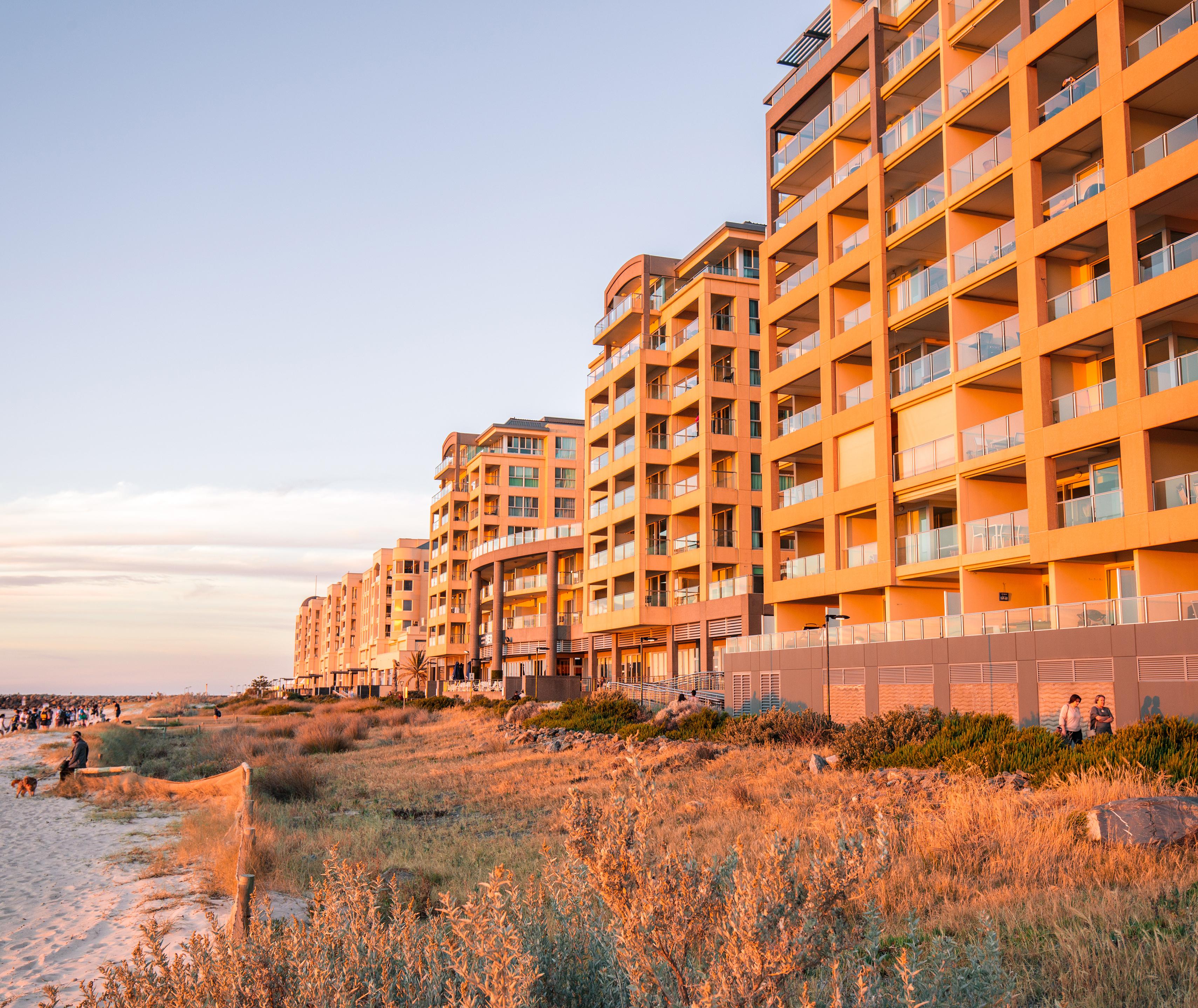 Oaks Glenelg Plaza Pier Suites Adelaide Exterior photo